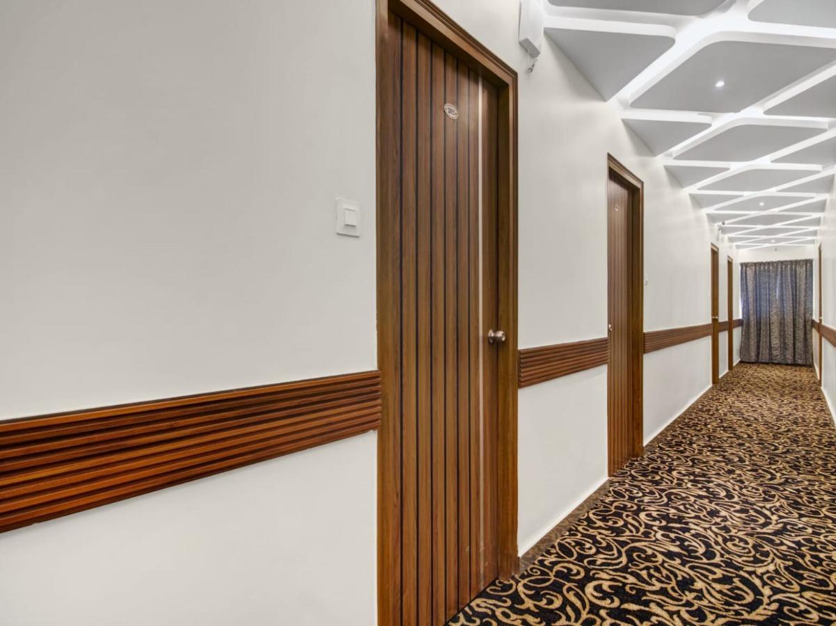 The Superb Hotel Pvt Ltd Hyderabad Exterior foto