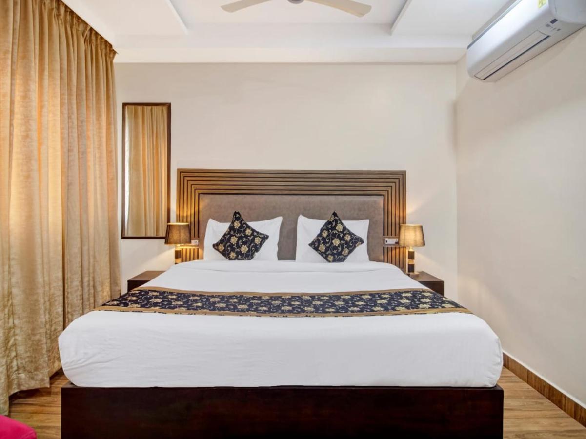 The Superb Hotel Pvt Ltd Hyderabad Exterior foto