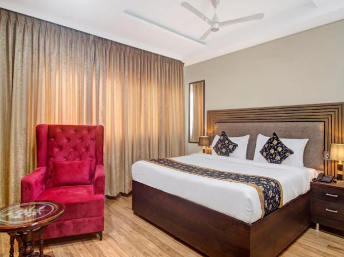 The Superb Hotel Pvt Ltd Hyderabad Exterior foto